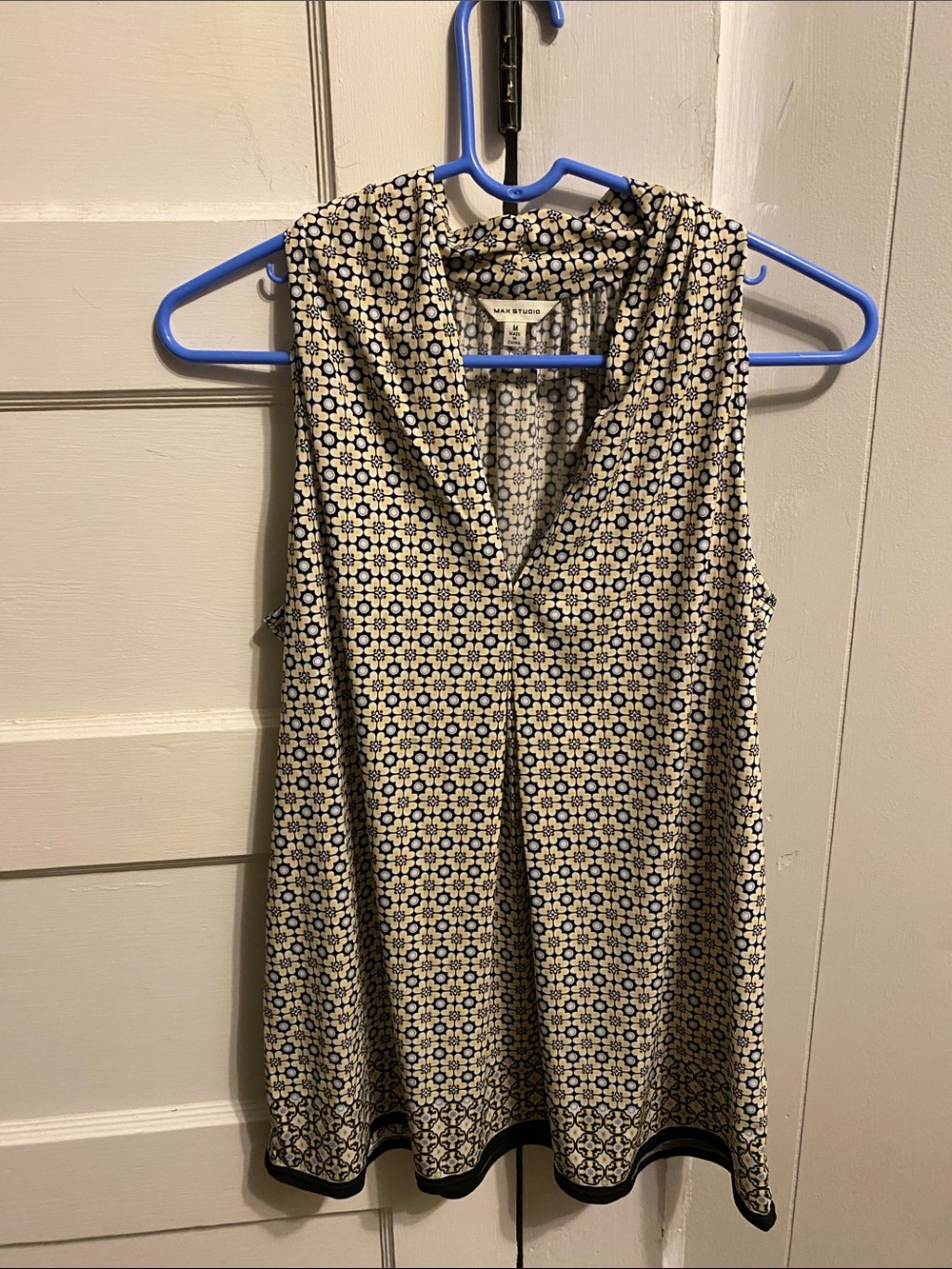 Max Studio Cream and Navy Geometric Tank Top